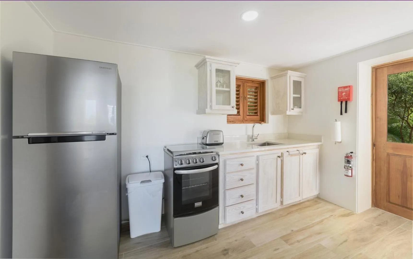 Northlight Home Άγιος Ιάκωβος Μπαρμπάντος